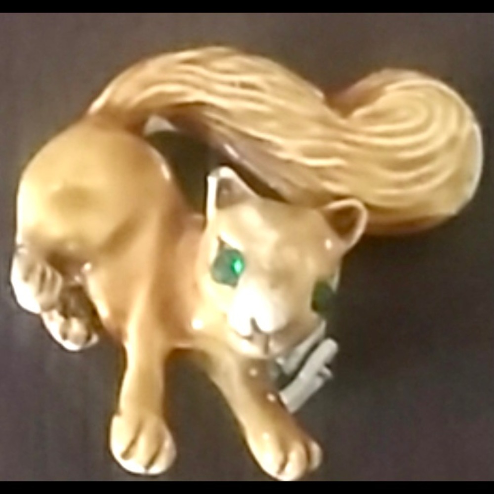 JERRY’S (signed) VINTAGE Brooch - Picture 1 of 1